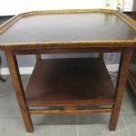 624 1099 SMOKING TABLE